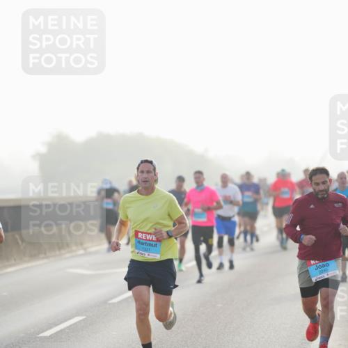 03.10.2026 - Köhlbrandbrückenlauf LAZAROV Photography http://msf.ph/oto/10697748 03.10.2026 09:17:10 Position 3 1321, 2240 meine-sportfotos.de