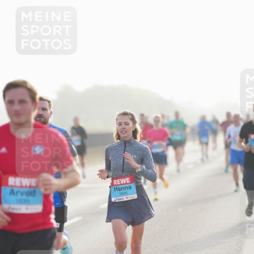 03.10.2026 - Köhlbrandbrückenlauf LAZAROV Photography http://msf.ph/oto/10697840 03.10.2026 09:17:24 Position 3 1835 meine-sportfotos.de