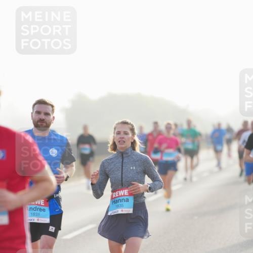 03.10.2026 - Köhlbrandbrückenlauf LAZAROV Photography http://msf.ph/oto/10697845 03.10.2026 09:17:24 Position 3 1831, 1835 meine-sportfotos.de