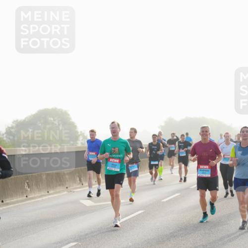 03.10.2026 - Köhlbrandbrückenlauf LAZAROV Photography http://msf.ph/oto/10697893 03.10.2026 09:17:33 Position 3 2212 meine-sportfotos.de