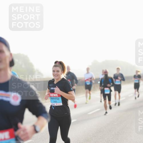 03.10.2026 - Köhlbrandbrückenlauf LAZAROV Photography http://msf.ph/oto/10697967 03.10.2026 09:17:42 Position 3 1420 meine-sportfotos.de