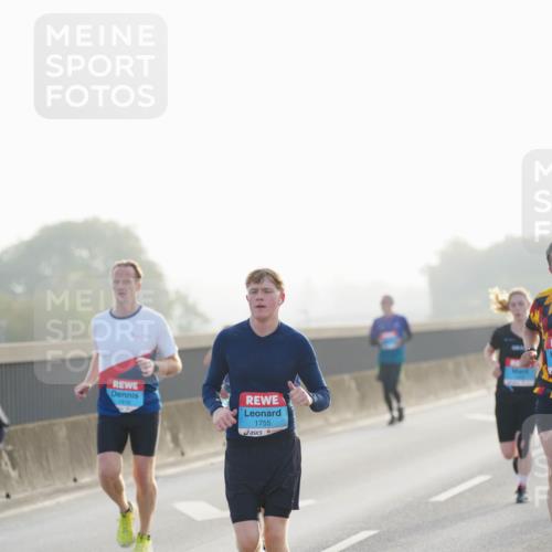 03.10.2026 - Köhlbrandbrückenlauf LAZAROV Photography http://msf.ph/oto/10698002 03.10.2026 09:17:46 Position 3 1618, 1755 meine-sportfotos.de