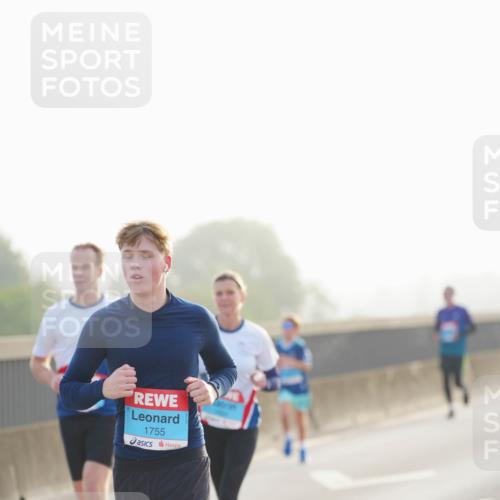 03.10.2026 - Köhlbrandbrückenlauf LAZAROV Photography http://msf.ph/oto/10698016 03.10.2026 09:17:48 Position 3 1755 meine-sportfotos.de