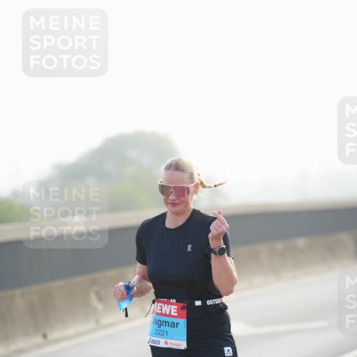 03.10.2026 - Köhlbrandbrückenlauf LAZAROV Photography http://msf.ph/oto/10698068 03.10.2026 09:17:55 Position 3 00, 2221 meine-sportfotos.de