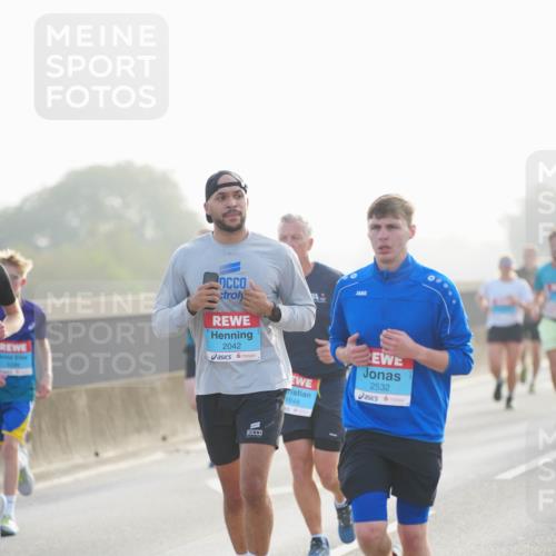 03.10.2026 - Köhlbrandbrückenlauf LAZAROV Photography http://msf.ph/oto/10698128 03.10.2026 09:18:06 Position 3 2042, 1648, 2532 meine-sportfotos.de