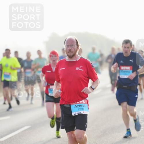 03.10.2026 - Köhlbrandbrückenlauf LAZAROV Photography http://msf.ph/oto/10698189 03.10.2026 09:18:13 Position 3 1236 meine-sportfotos.de