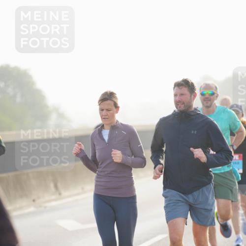 03.10.2026 - Köhlbrandbrückenlauf LAZAROV Photography http://msf.ph/oto/10698258 03.10.2026 09:18:21 Position 3  meine-sportfotos.de