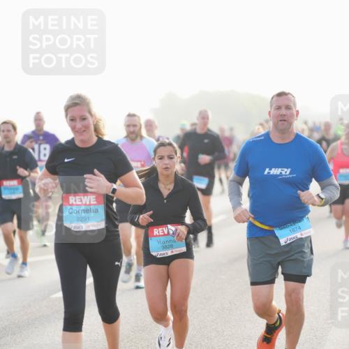 03.10.2026 - Köhlbrandbrückenlauf LAZAROV Photography http://msf.ph/oto/10698373 03.10.2026 09:18:35 Position 3 2291, 3828, 1674 meine-sportfotos.de
