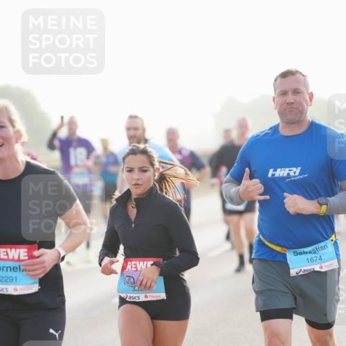 03.10.2026 - Köhlbrandbrückenlauf LAZAROV Photography http://msf.ph/oto/10698385 03.10.2026 09:18:36 Position 3 2291, 1674 meine-sportfotos.de
