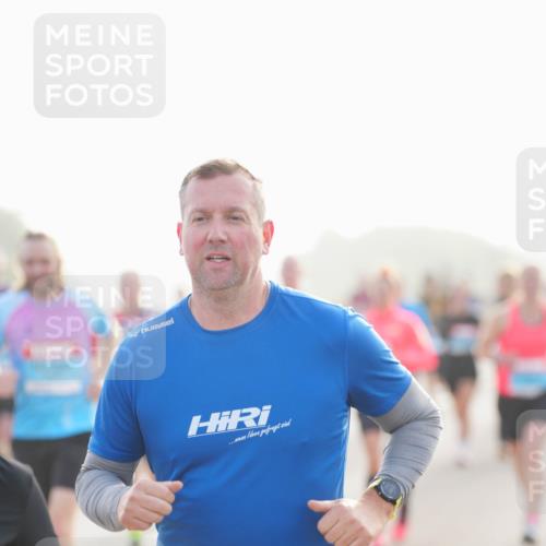 03.10.2026 - Köhlbrandbrückenlauf LAZAROV Photography http://msf.ph/oto/10698393 03.10.2026 09:18:37 Position 3 1674 meine-sportfotos.de