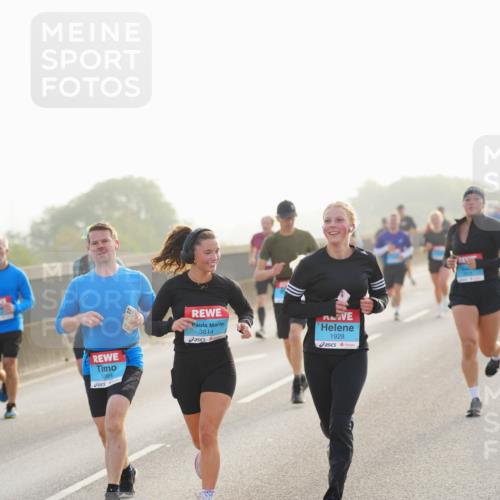 03.10.2026 - Köhlbrandbrückenlauf LAZAROV Photography http://msf.ph/oto/10698431 03.10.2026 09:18:41 Position 3 3814, 1928, 1089 meine-sportfotos.de
