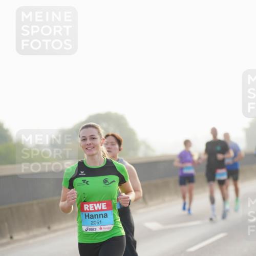 03.10.2026 - Köhlbrandbrückenlauf LAZAROV Photography http://msf.ph/oto/10698500 03.10.2026 09:18:52 Position 3 2051 meine-sportfotos.de