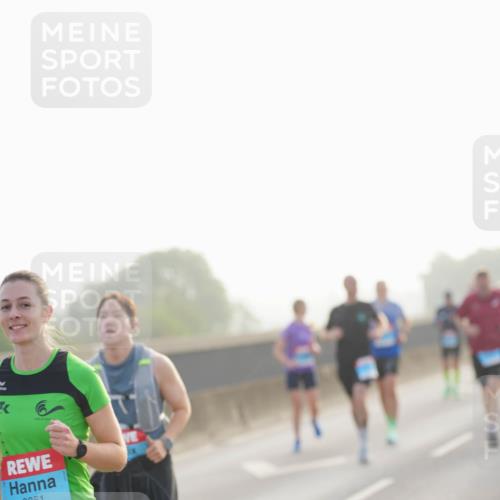 03.10.2026 - Köhlbrandbrückenlauf LAZAROV Photography http://msf.ph/oto/10698504 03.10.2026 09:18:52 Position 3 2051 meine-sportfotos.de