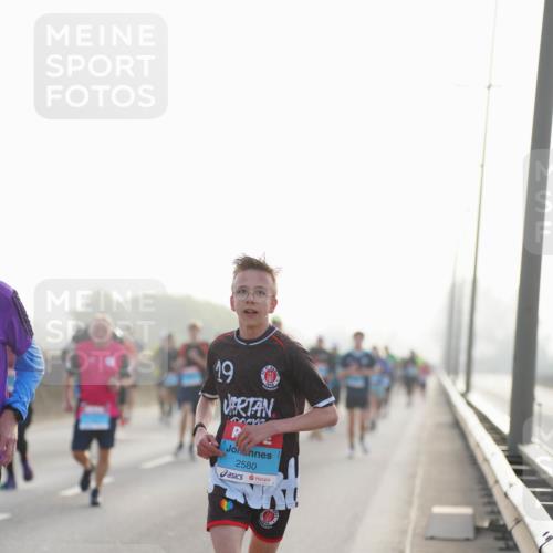 03.10.2026 - Köhlbrandbrückenlauf LAZAROV Photography http://msf.ph/oto/10698535 03.10.2026 09:18:59 Position 3 19, 2580 meine-sportfotos.de