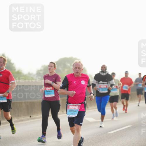 03.10.2026 - Köhlbrandbrückenlauf LAZAROV Photography http://msf.ph/oto/10698558 03.10.2026 09:19:02 Position 3 2078, 2669, 4, 1839 meine-sportfotos.de
