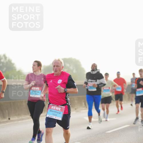 03.10.2026 - Köhlbrandbrückenlauf LAZAROV Photography http://msf.ph/oto/10698563 03.10.2026 09:19:02 Position 3 2669, 1839 meine-sportfotos.de