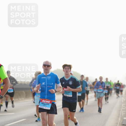 03.10.2026 - Köhlbrandbrückenlauf LAZAROV Photography http://msf.ph/oto/10698592 03.10.2026 09:19:06 Position 3 1855, 2484 meine-sportfotos.de