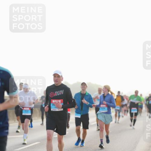 03.10.2026 - Köhlbrandbrückenlauf LAZAROV Photography http://msf.ph/oto/10698613 03.10.2026 09:19:08 Position 3 24 meine-sportfotos.de