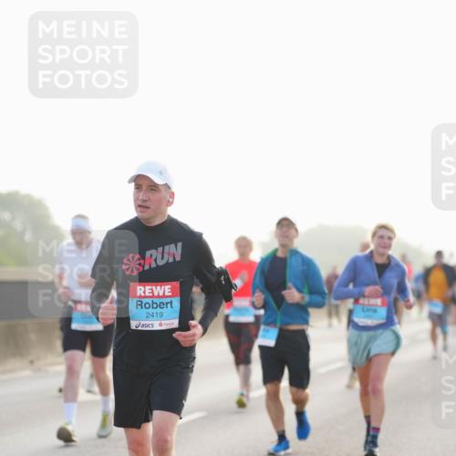 03.10.2026 - Köhlbrandbrückenlauf LAZAROV Photography http://msf.ph/oto/10698621 03.10.2026 09:19:09 Position 3 2419 meine-sportfotos.de