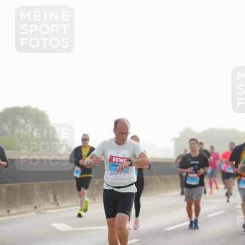 03.10.2026 - Köhlbrandbrückenlauf LAZAROV Photography http://msf.ph/oto/10698658 03.10.2026 09:19:13 Position 3  meine-sportfotos.de
