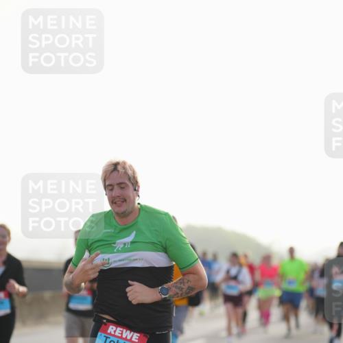 03.10.2026 - Köhlbrandbrückenlauf LAZAROV Photography http://msf.ph/oto/10698676 03.10.2026 09:19:15 Position 3 2136 meine-sportfotos.de