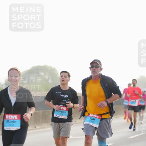 03.10.2026 - Köhlbrandbrückenlauf LAZAROV Photography http://msf.ph/oto/10698692 03.10.2026 09:19:17 Position 3 3130, 1419, 2342 meine-sportfotos.de