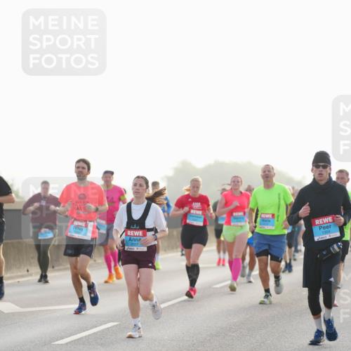 03.10.2026 - Köhlbrandbrückenlauf LAZAROV Photography http://msf.ph/oto/10698708 03.10.2026 09:19:18 Position 3 9, 2507, 1304 meine-sportfotos.de