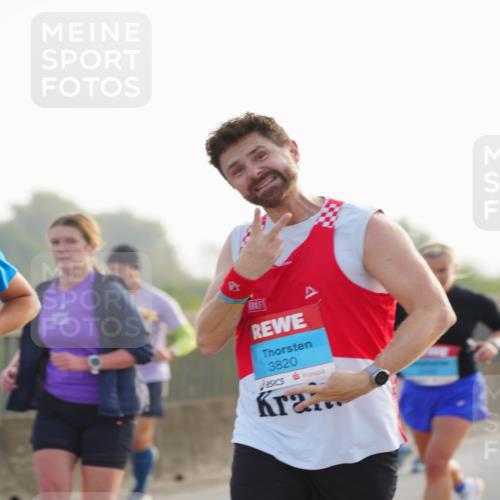 03.10.2026 - Köhlbrandbrückenlauf LAZAROV Photography http://msf.ph/oto/10698873 03.10.2026 09:19:38 Position 3 3820 meine-sportfotos.de