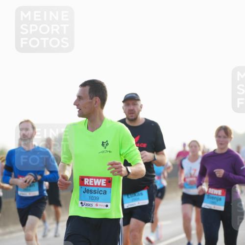 03.10.2026 - Köhlbrandbrückenlauf LAZAROV Photography http://msf.ph/oto/10698898 03.10.2026 09:19:41 Position 3 1039, 2504 meine-sportfotos.de