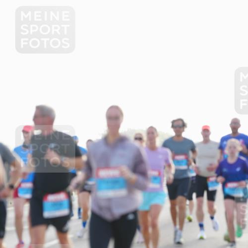 03.10.2026 - Köhlbrandbrückenlauf LAZAROV Photography http://msf.ph/oto/10698960 03.10.2026 09:19:49 Position 3  meine-sportfotos.de