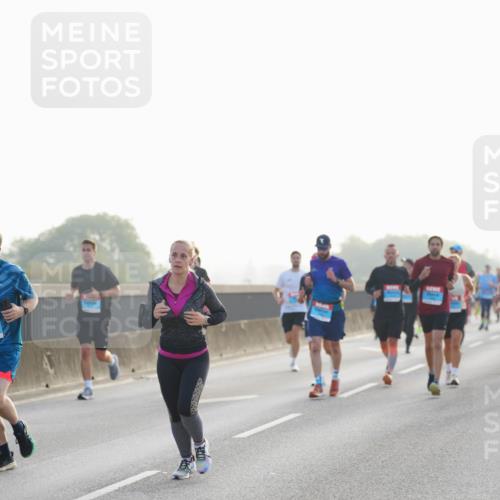 03.10.2026 - Köhlbrandbrückenlauf LAZAROV Photography http://msf.ph/oto/10699044 03.10.2026 09:20:00 Position 3  meine-sportfotos.de