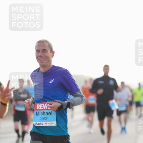 03.10.2026 - Köhlbrandbrückenlauf LAZAROV Photography http://msf.ph/oto/10699100 03.10.2026 09:20:07 Position 3 2962 meine-sportfotos.de