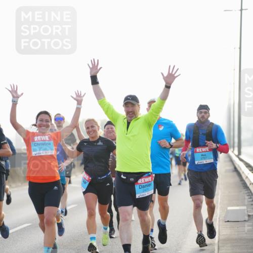 03.10.2026 - Köhlbrandbrückenlauf LAZAROV Photography http://msf.ph/oto/10699157 03.10.2026 09:20:14 Position 3 2553, 2471, 3757 meine-sportfotos.de