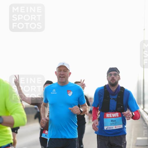 03.10.2026 - Köhlbrandbrückenlauf LAZAROV Photography http://msf.ph/oto/10699172 03.10.2026 09:20:16 Position 3 2471, 3757 meine-sportfotos.de
