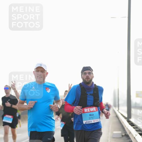 03.10.2026 - Köhlbrandbrückenlauf LAZAROV Photography http://msf.ph/oto/10699177 03.10.2026 09:20:17 Position 3 3757 meine-sportfotos.de