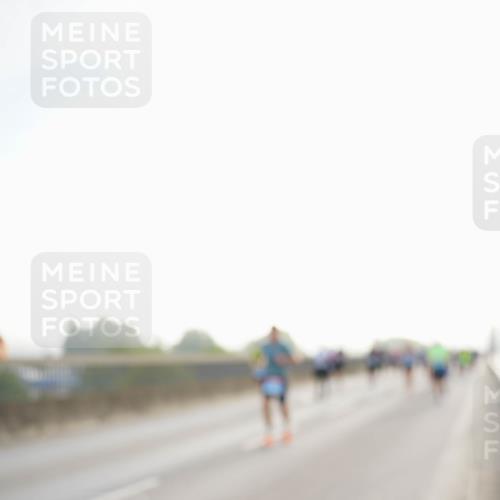 03.10.2026 - Köhlbrandbrückenlauf LAZAROV Photography http://msf.ph/oto/10699199 03.10.2026 09:20:20 Position 3  meine-sportfotos.de