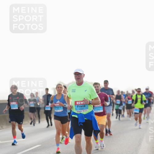 03.10.2026 - Köhlbrandbrückenlauf LAZAROV Photography http://msf.ph/oto/10699216 03.10.2026 09:20:23 Position 3 2026, 2567 meine-sportfotos.de