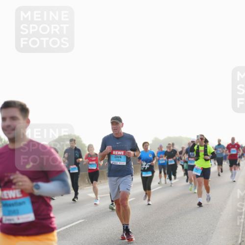 03.10.2026 - Köhlbrandbrückenlauf LAZAROV Photography http://msf.ph/oto/10699256 03.10.2026 09:20:27 Position 3 1584 meine-sportfotos.de