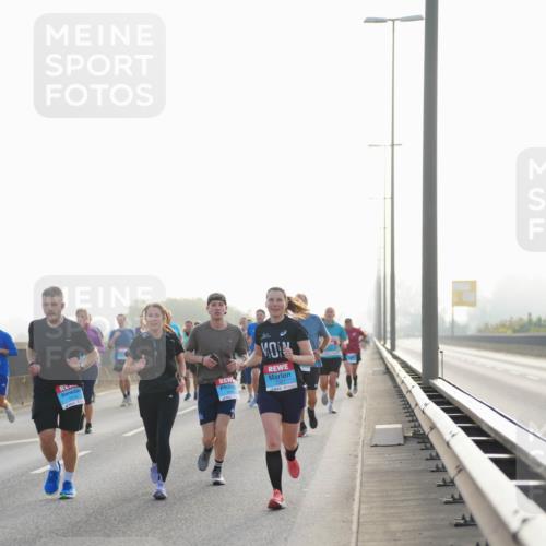03.10.2026 - Köhlbrandbrückenlauf LAZAROV Photography http://msf.ph/oto/10699340 03.10.2026 09:20:37 Position 3 2414 meine-sportfotos.de