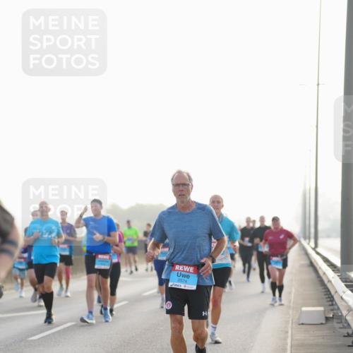 03.10.2026 - Köhlbrandbrückenlauf LAZAROV Photography http://msf.ph/oto/10699373 03.10.2026 09:20:40 Position 3 2574 meine-sportfotos.de
