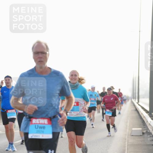03.10.2026 - Köhlbrandbrückenlauf LAZAROV Photography http://msf.ph/oto/10699387 03.10.2026 09:20:42 Position 3 2574, 3867 meine-sportfotos.de
