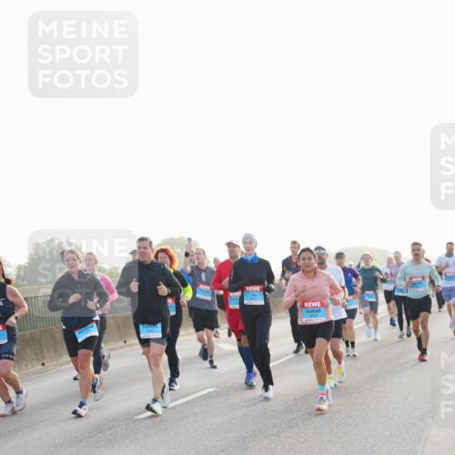 03.10.2026 - Köhlbrandbrückenlauf LAZAROV Photography http://msf.ph/oto/10699544 03.10.2026 09:21:01 Position 3 2433 meine-sportfotos.de