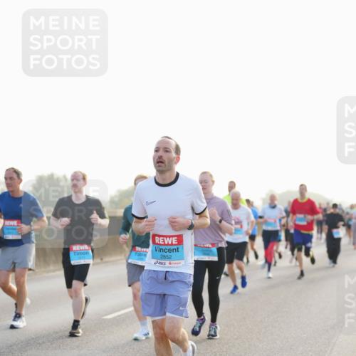 03.10.2026 - Köhlbrandbrückenlauf LAZAROV Photography http://msf.ph/oto/10699555 03.10.2026 09:21:07 Position 3 2852 meine-sportfotos.de