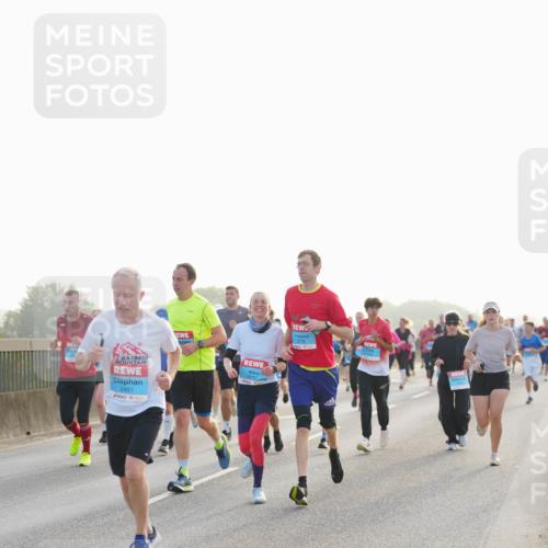 03.10.2026 - Köhlbrandbrückenlauf LAZAROV Photography http://msf.ph/oto/10699591 03.10.2026 09:21:09 Position 3 2451, 3716 meine-sportfotos.de