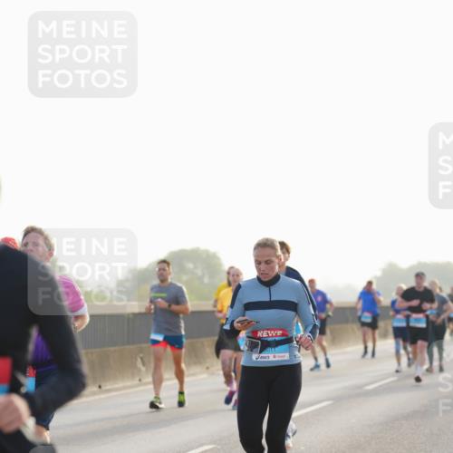 03.10.2026 - Köhlbrandbrückenlauf LAZAROV Photography http://msf.ph/oto/10699850 03.10.2026 09:21:39 Position 3 011 meine-sportfotos.de