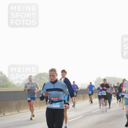 03.10.2026 - Köhlbrandbrückenlauf LAZAROV Photography http://msf.ph/oto/10699853 03.10.2026 09:21:40 Position 3 8011 meine-sportfotos.de