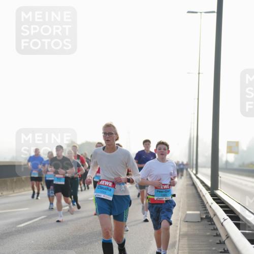 03.10.2026 - Köhlbrandbrückenlauf LAZAROV Photography http://msf.ph/oto/10699864 03.10.2026 09:21:41 Position 3 01, 1595, 1559 meine-sportfotos.de