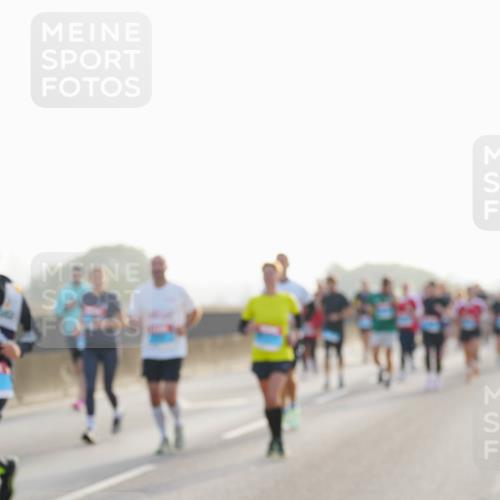 03.10.2026 - Köhlbrandbrückenlauf LAZAROV Photography http://msf.ph/oto/10699966 03.10.2026 09:21:52 Position 3  meine-sportfotos.de