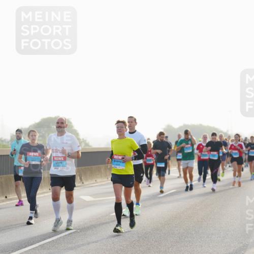 03.10.2026 - Köhlbrandbrückenlauf LAZAROV Photography http://msf.ph/oto/10699971 03.10.2026 09:21:52 Position 3 3863, 2977 meine-sportfotos.de