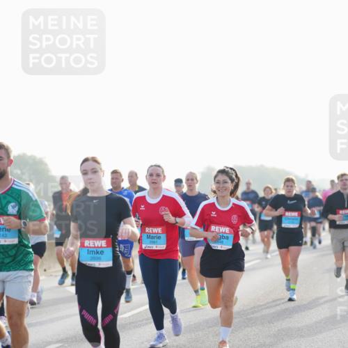03.10.2026 - Köhlbrandbrückenlauf LAZAROV Photography http://msf.ph/oto/10700005 03.10.2026 09:21:57 Position 3 143, 2698, 2961, 2848 meine-sportfotos.de